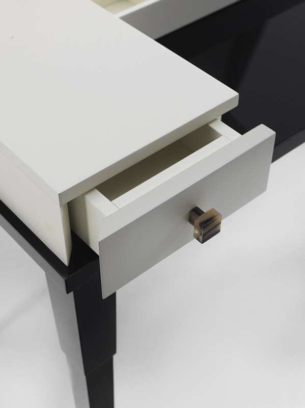 06-dettaglio-vanity-table-bianco-elegante