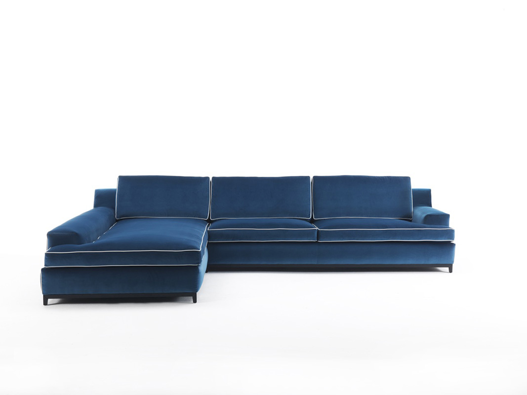 21-divano-sala-soggiorno-cuscini-elegante-velluto-blu-vistafrontale