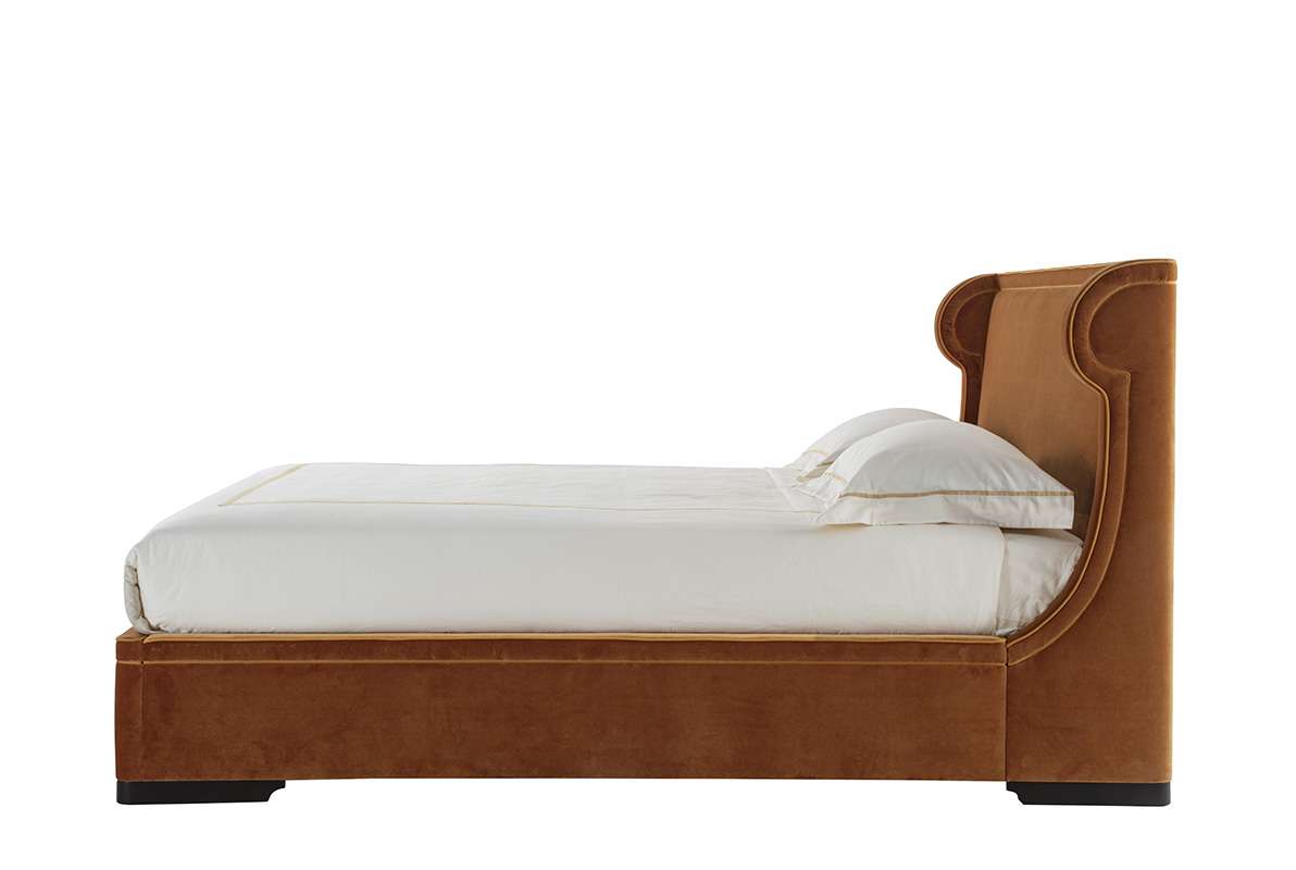 15-letto-cuscini-testata-legno